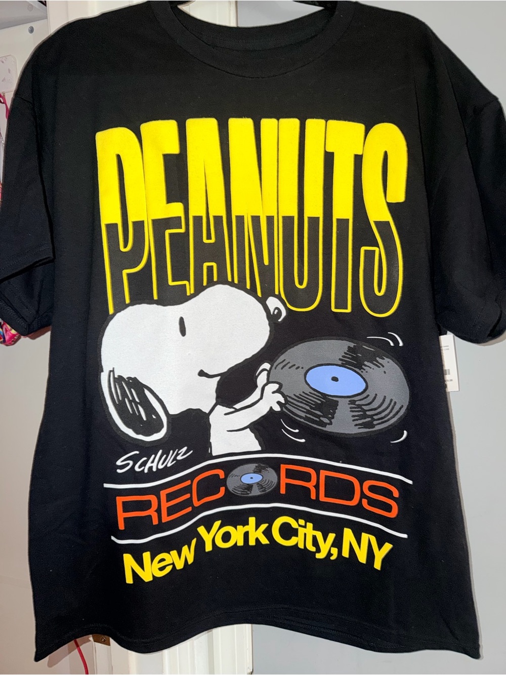 🎶NWT Peanuts Records New York City Graphic Tee - Black & Yellow XL